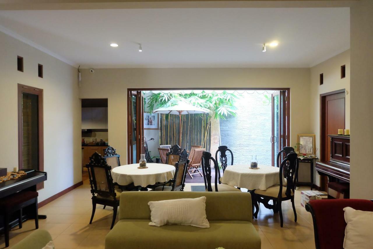 Hotel House Of Moedjito à Yogyakarta Extérieur photo