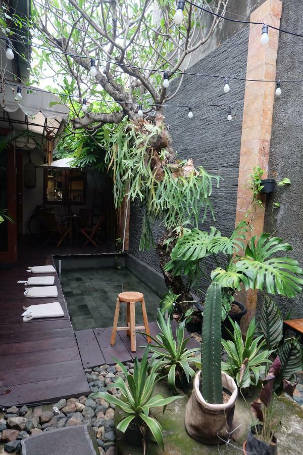 Hotel House Of Moedjito à Yogyakarta Extérieur photo